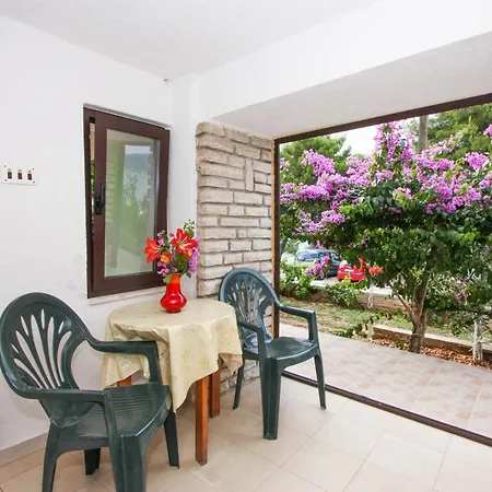 By The Sea Arbanija, Ciovo - 17280 Apartment *