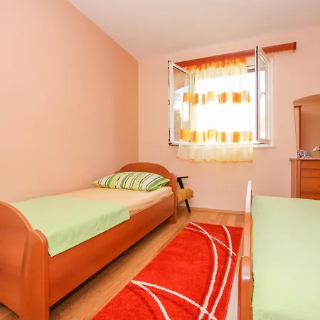 Apartment By The Sea Arbanija, Ciovo - 17280
