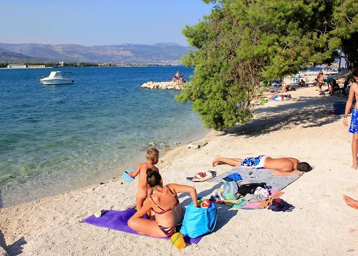 Appartement By The Sea Arbanija, Ciovo - 17280 Trogir