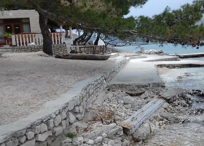 公寓 By The Sea Arbanija, Ciovo - 17280 特罗吉尔