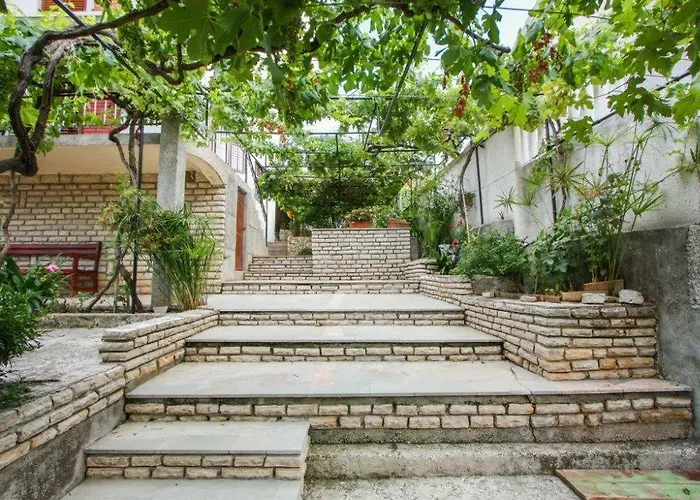 公寓 By The Sea Arbanija, Ciovo - 17280 *